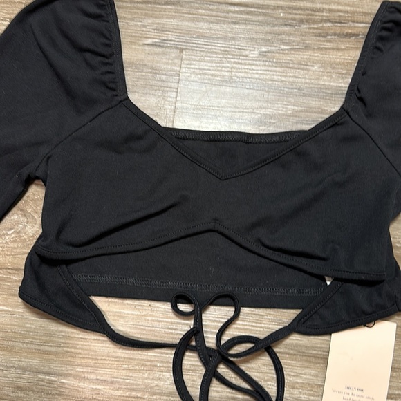 SheIn Cropped Long-sleeve - Picture 2 of 6